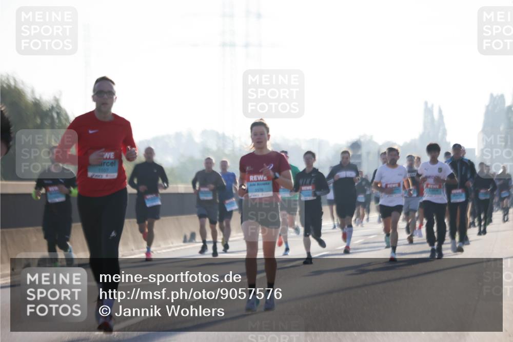 03.10.2025 - Köhlbrandbrückenlauf Jannik Wohlers http://msf.ph/oto/9057576 03.10.2025 09:13:42 Position 3 1107, 3376 meine-sportfotos.de