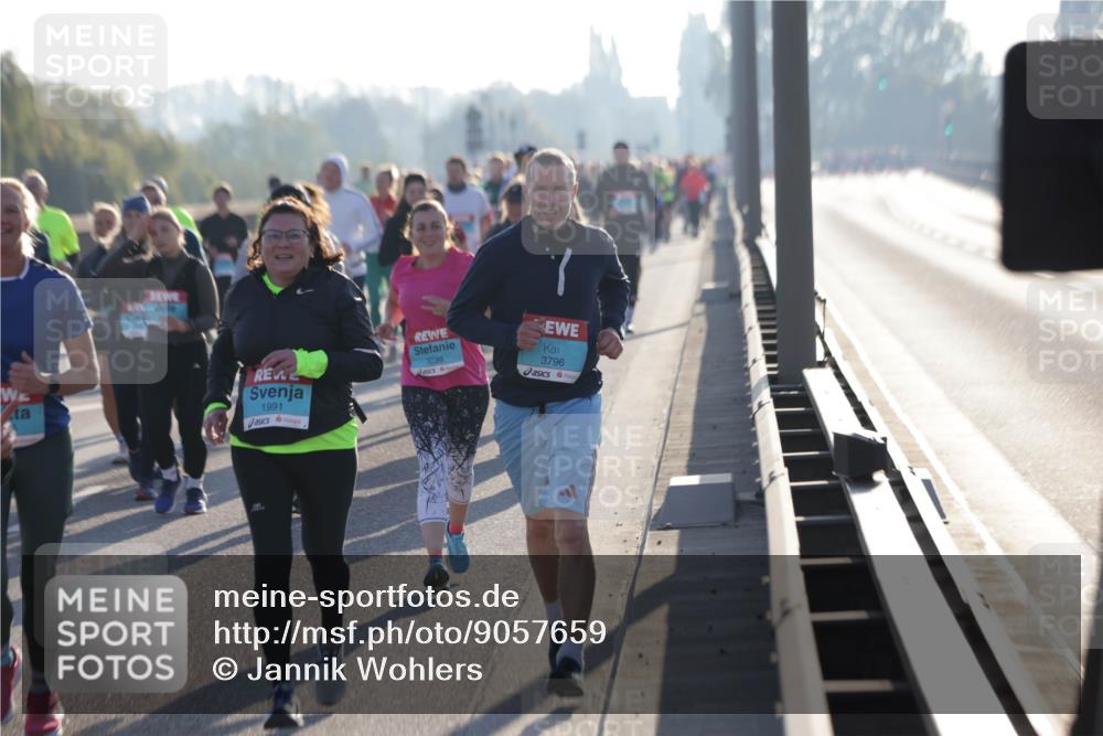 03.10.2025 - Köhlbrandbrückenlauf Jannik Wohlers http://msf.ph/oto/9057659 03.10.2025 09:21:22 Position 3 1991, 3239, 3796 meine-sportfotos.de