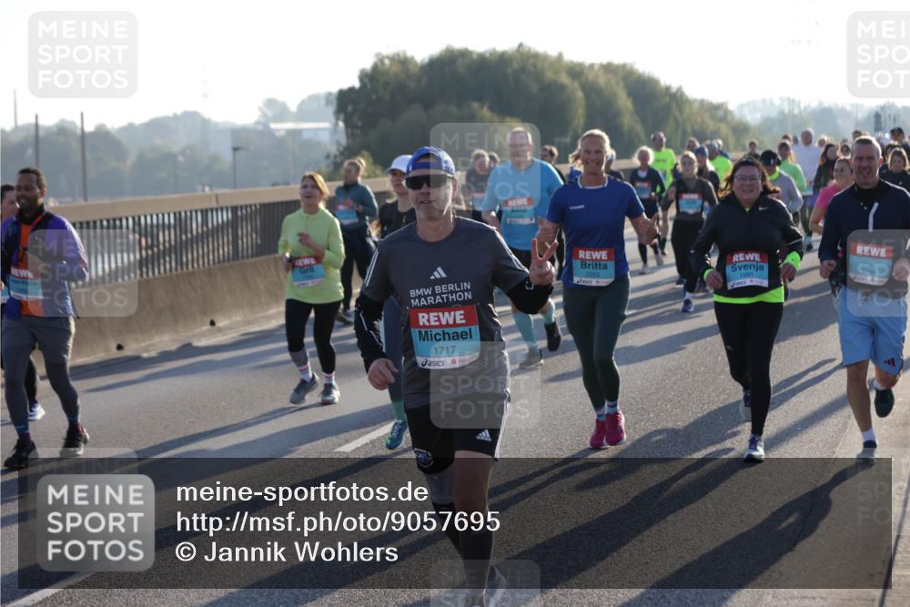 03.10.2025 - Köhlbrandbrückenlauf Jannik Wohlers http://msf.ph/oto/9057695 03.10.2025 09:21:23 Position 3 1717, 2055, 55, 1991, 3796 meine-sportfotos.de