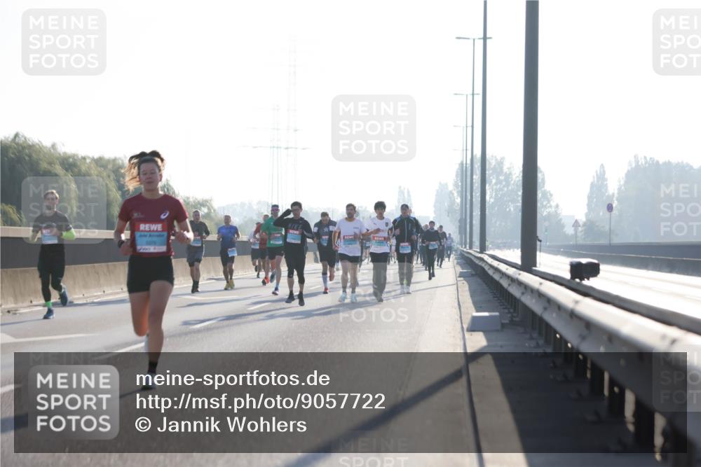 03.10.2025 - Köhlbrandbrückenlauf Jannik Wohlers http://msf.ph/oto/9057722 03.10.2025 09:13:45 Position 3  meine-sportfotos.de