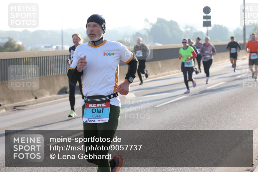 03.10.2025 - Köhlbrandbrückenlauf Lena Gebhardt http://msf.ph/oto/9057737 03.10.2025 09:18:06 Position 1 3344 meine-sportfotos.de