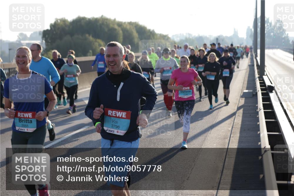 03.10.2025 - Köhlbrandbrückenlauf Jannik Wohlers http://msf.ph/oto/9057778 03.10.2025 09:21:25 Position 3 2055, 3796 meine-sportfotos.de