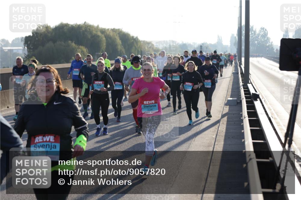 03.10.2025 - Köhlbrandbrückenlauf Jannik Wohlers http://msf.ph/oto/9057820 03.10.2025 09:21:25 Position 3 1991, 1821, 3239 meine-sportfotos.de