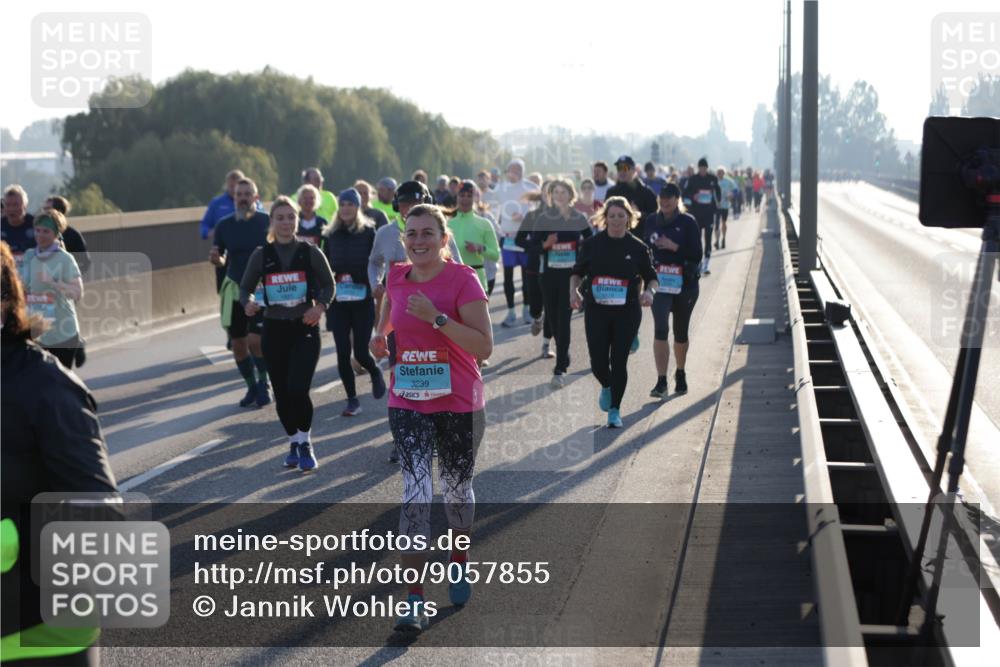 03.10.2025 - Köhlbrandbrückenlauf Jannik Wohlers http://msf.ph/oto/9057855 03.10.2025 09:21:26 Position 3 3239 meine-sportfotos.de