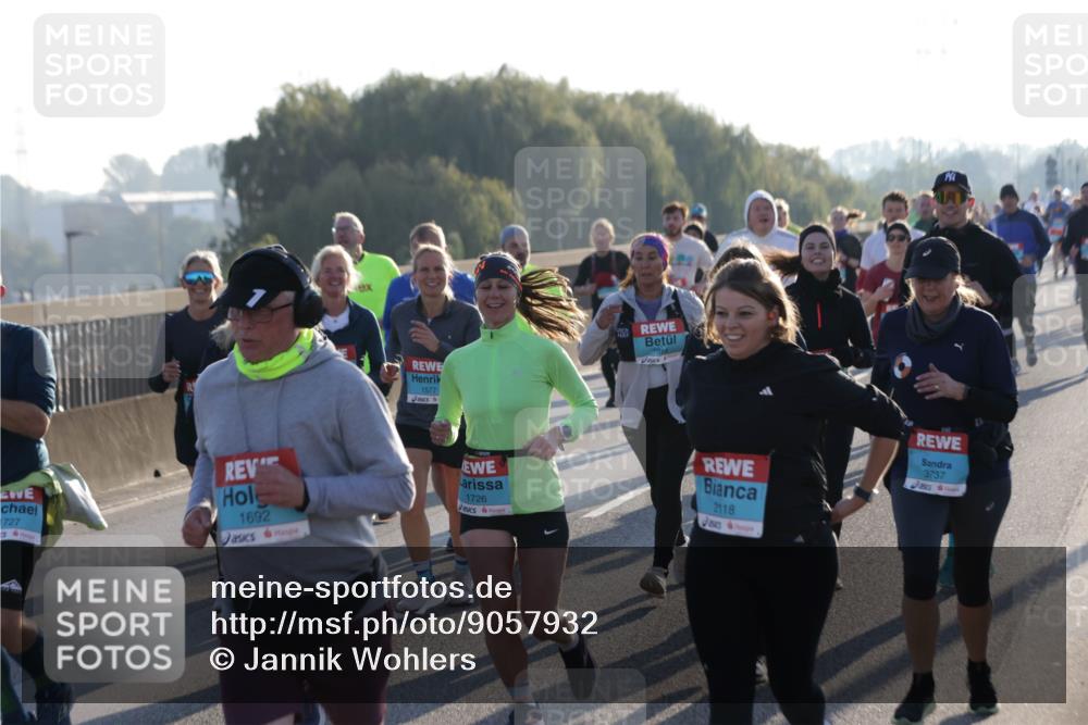03.10.2025 - Köhlbrandbrückenlauf Jannik Wohlers http://msf.ph/oto/9057932 03.10.2025 09:21:28 Position 3 1577, 7914, 727, 1692, 1726, 2118, 3737 meine-sportfotos.de