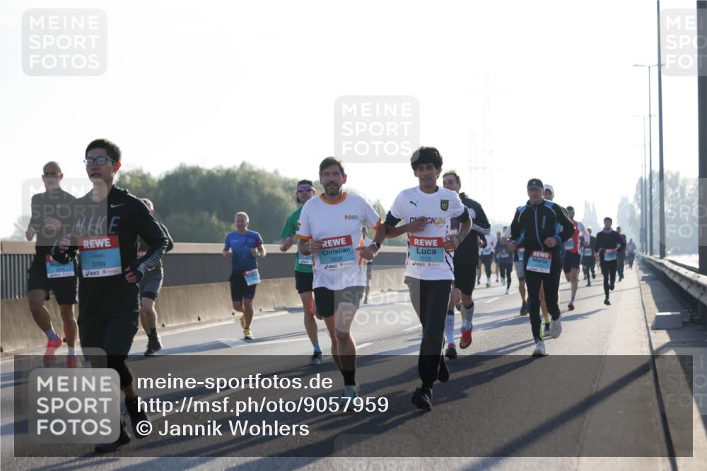 03.10.2025 - Köhlbrandbrückenlauf Jannik Wohlers http://msf.ph/oto/9057959 03.10.2025 09:13:51 Position 3 3789, 3338, 24, 1112 meine-sportfotos.de