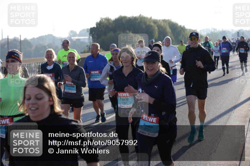 03.10.2025 - Köhlbrandbrückenlauf Jannik Wohlers http://msf.ph/oto/9057992 03.10.2025 09:21:29 Position 3 1726, 1577, 2158, 2064, 3737 meine-sportfotos.de