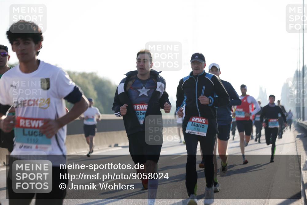 03.10.2025 - Köhlbrandbrückenlauf Jannik Wohlers http://msf.ph/oto/9058024 03.10.2025 09:13:52 Position 3 24, 1112, 2934, 1175 meine-sportfotos.de
