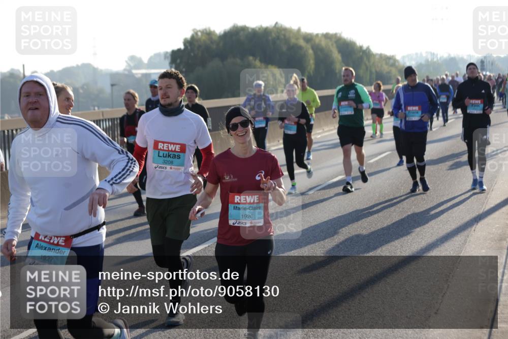 03.10.2025 - Köhlbrandbrückenlauf Jannik Wohlers http://msf.ph/oto/9058130 03.10.2025 09:21:32 Position 3 1927, 3208, 1920 meine-sportfotos.de