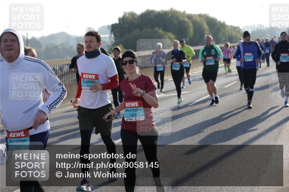 03.10.2025 - Köhlbrandbrückenlauf Jannik Wohlers http://msf.ph/oto/9058145 03.10.2025 09:21:33 Position 3 1927, 320, 1920 meine-sportfotos.de