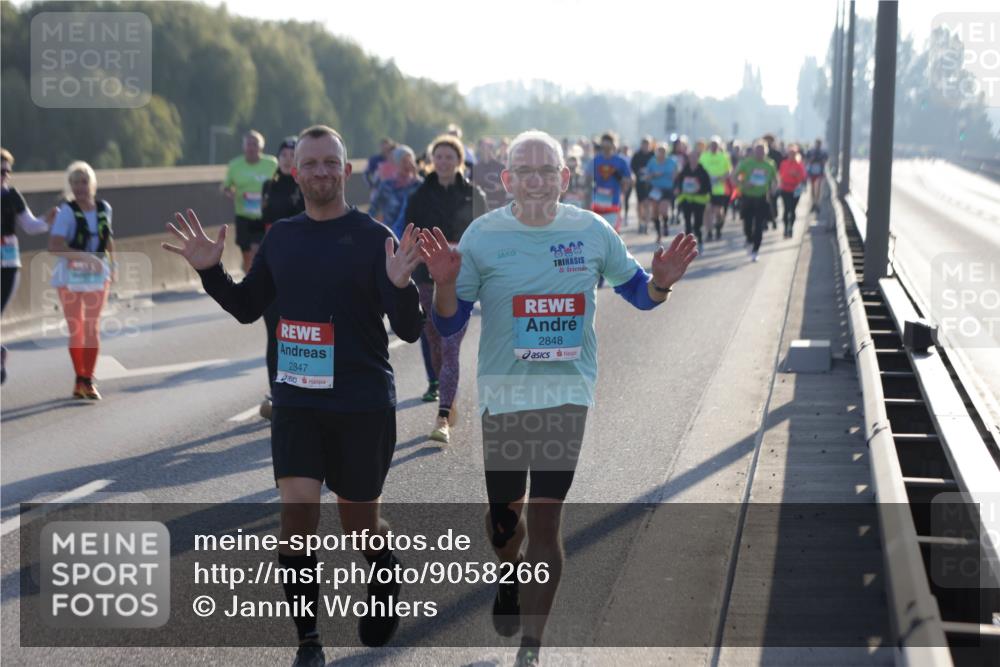 03.10.2025 - Köhlbrandbrückenlauf Jannik Wohlers http://msf.ph/oto/9058266 03.10.2025 09:21:39 Position 3 2847, 2503, 2848 meine-sportfotos.de
