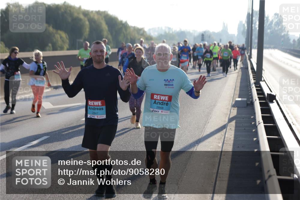 03.10.2025 - Köhlbrandbrückenlauf Jannik Wohlers http://msf.ph/oto/9058280 03.10.2025 09:21:39 Position 3 2847, 2848 meine-sportfotos.de