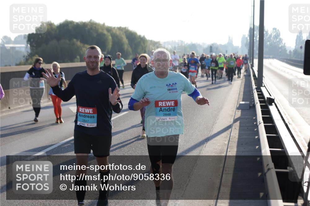 03.10.2025 - Köhlbrandbrückenlauf Jannik Wohlers http://msf.ph/oto/9058336 03.10.2025 09:21:40 Position 3 2847, 2848 meine-sportfotos.de