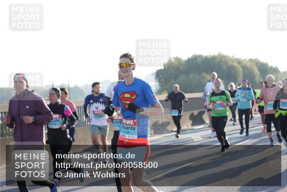 03.10.2025 - Köhlbrandbrückenlauf Jannik Wohlers http://msf.ph/oto/9058500 03.10.2025 09:21:49 Position 3 2789, 197, 1709 meine-sportfotos.de