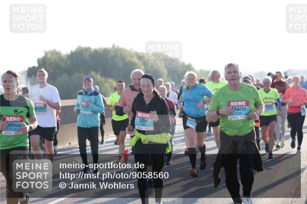 03.10.2025 - Köhlbrandbrückenlauf Jannik Wohlers http://msf.ph/oto/9058560 03.10.2025 09:21:50 Position 3 2707, 3399, 2243, 3398 meine-sportfotos.de