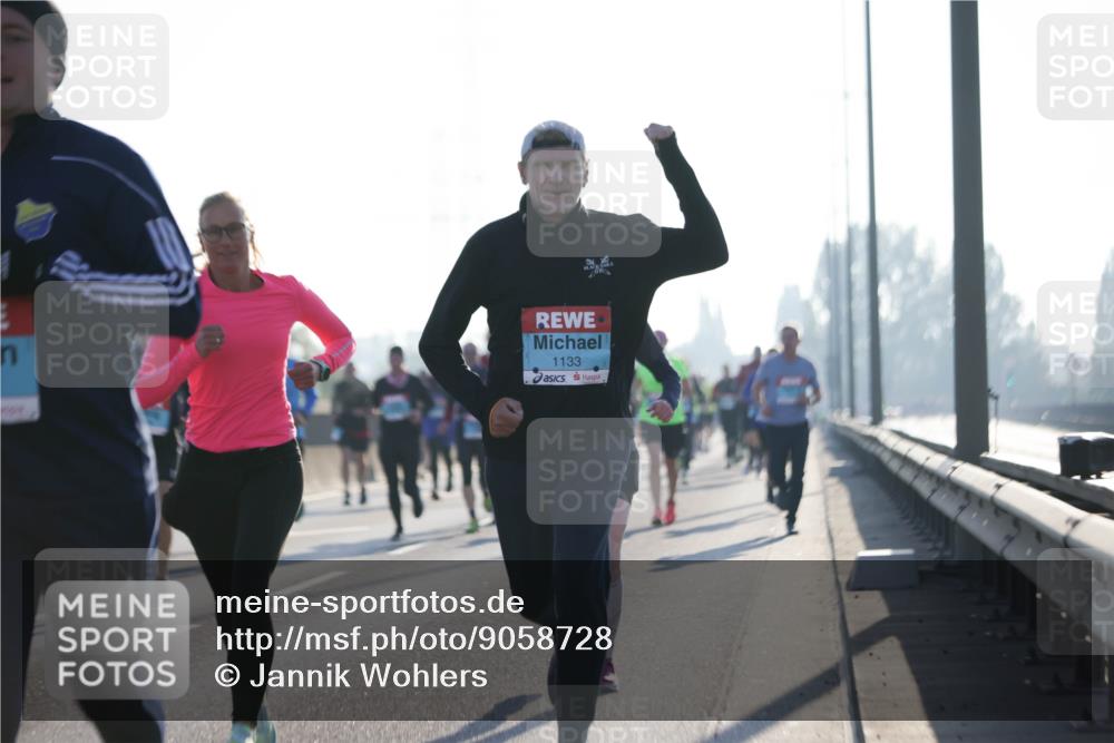 03.10.2025 - Köhlbrandbrückenlauf Jannik Wohlers http://msf.ph/oto/9058728 03.10.2025 09:14:08 Position 3 1133 meine-sportfotos.de