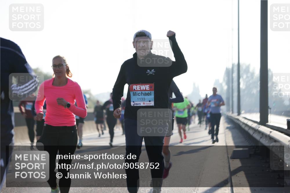 03.10.2025 - Köhlbrandbrückenlauf Jannik Wohlers http://msf.ph/oto/9058752 03.10.2025 09:14:08 Position 3 1133 meine-sportfotos.de