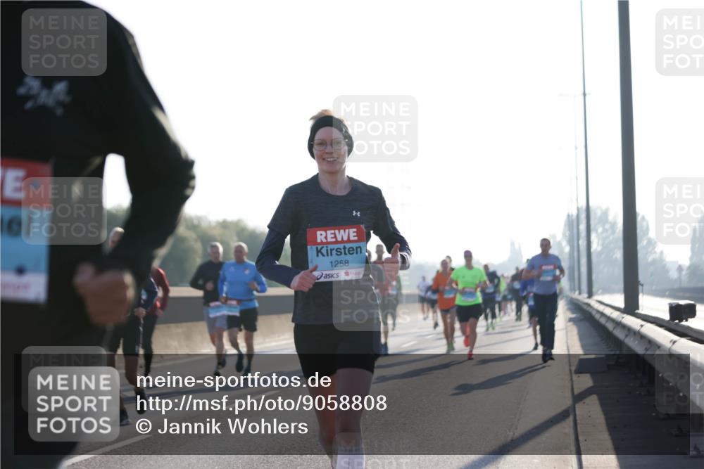 03.10.2025 - Köhlbrandbrückenlauf Jannik Wohlers http://msf.ph/oto/9058808 03.10.2025 09:14:09 Position 3 1258 meine-sportfotos.de