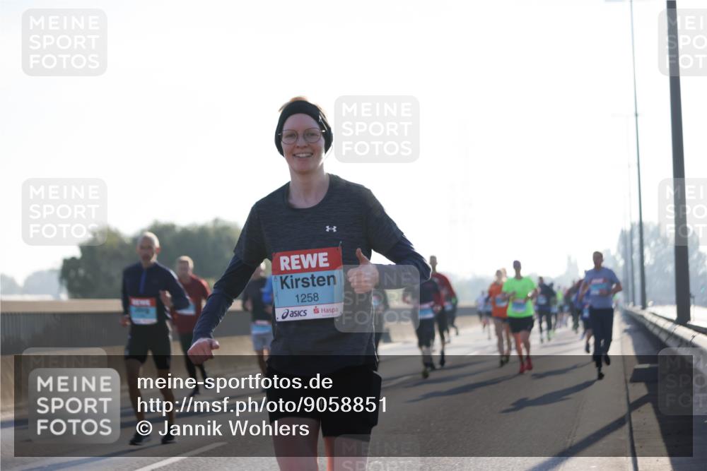 03.10.2025 - Köhlbrandbrückenlauf Jannik Wohlers http://msf.ph/oto/9058851 03.10.2025 09:14:10 Position 3 1258 meine-sportfotos.de