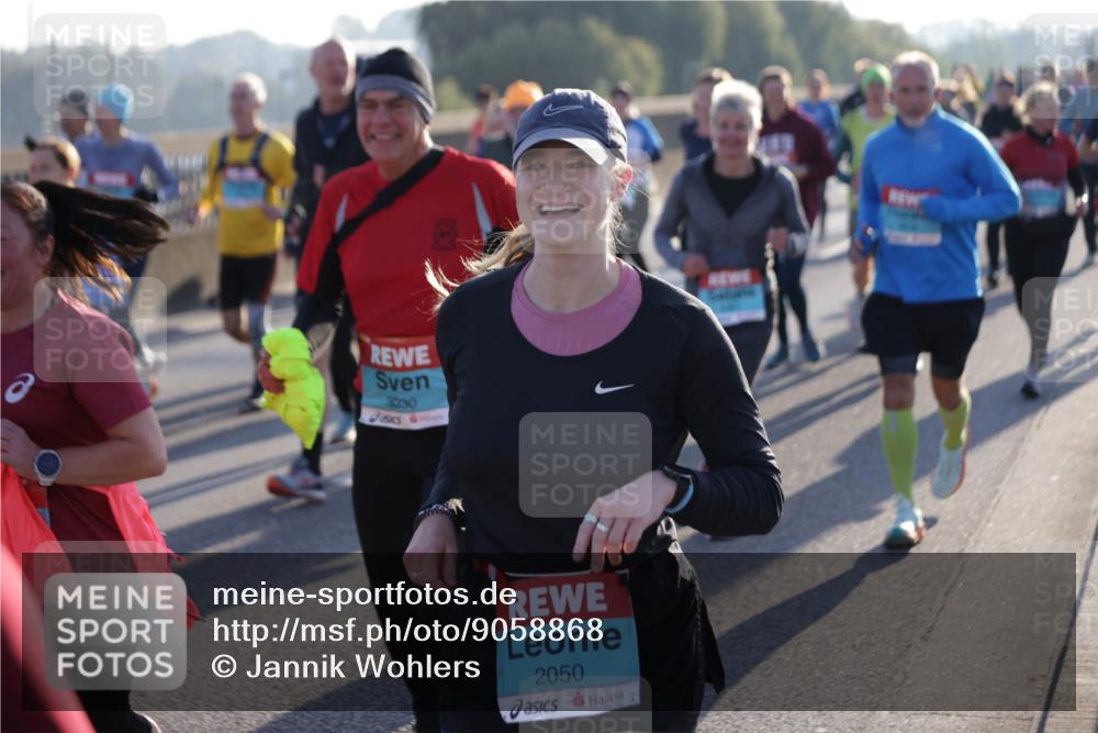 03.10.2025 - Köhlbrandbrückenlauf Jannik Wohlers http://msf.ph/oto/9058868 03.10.2025 09:21:57 Position 3 3030, 2050 meine-sportfotos.de