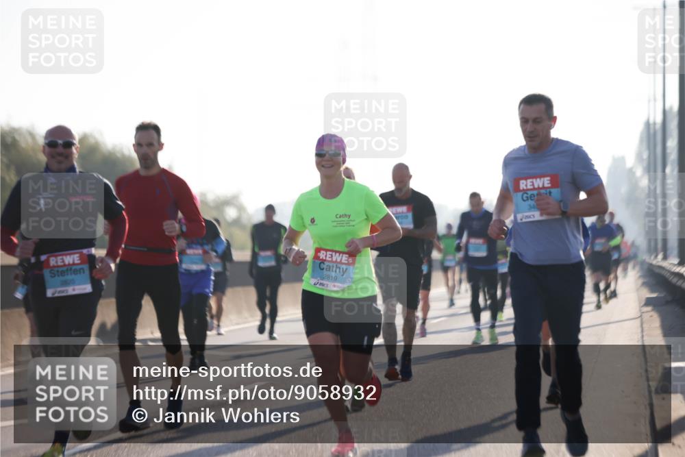 03.10.2025 - Köhlbrandbrückenlauf Jannik Wohlers http://msf.ph/oto/9058932 03.10.2025 09:14:13 Position 3 2820, 2819, 34 meine-sportfotos.de