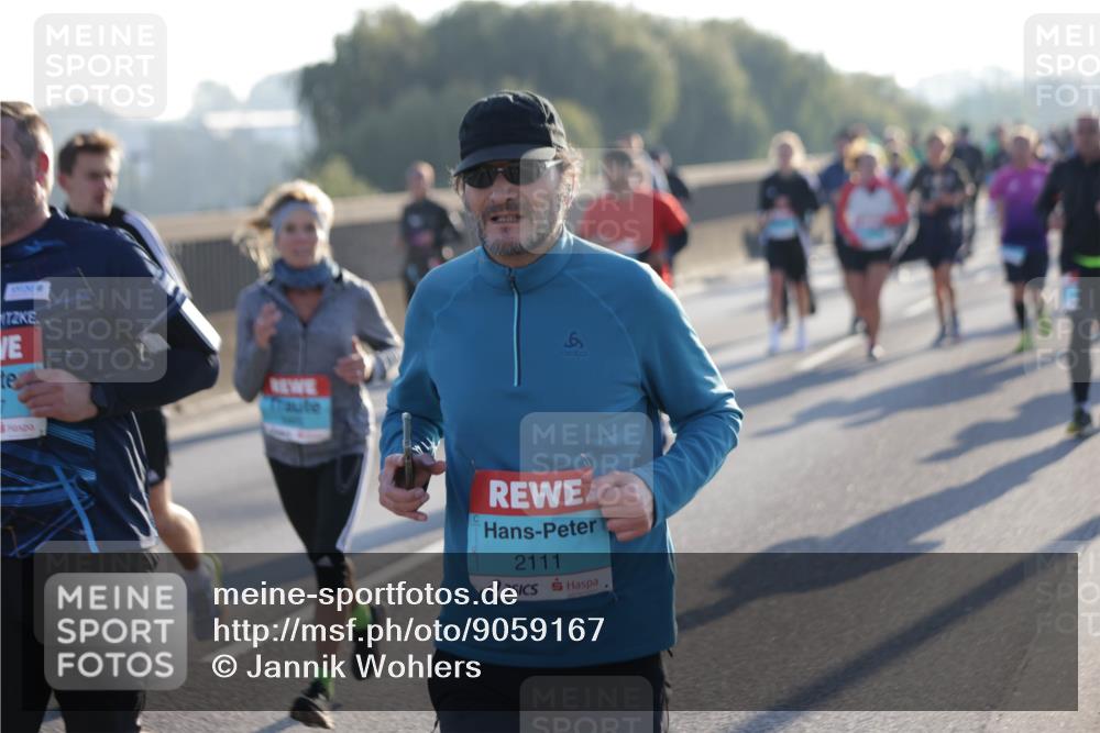 03.10.2025 - Köhlbrandbrückenlauf Jannik Wohlers http://msf.ph/oto/9059167 03.10.2025 09:22:04 Position 3 2111 meine-sportfotos.de