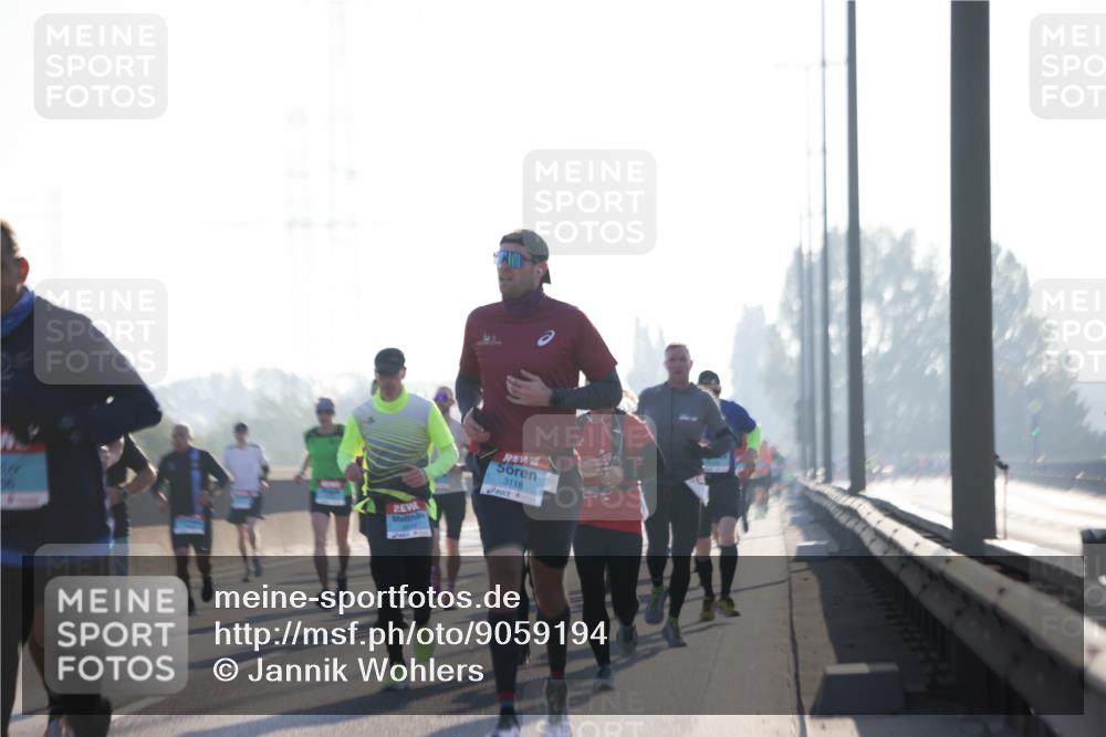 03.10.2025 - Köhlbrandbrückenlauf Jannik Wohlers http://msf.ph/oto/9059194 03.10.2025 09:14:18 Position 3 3118 meine-sportfotos.de