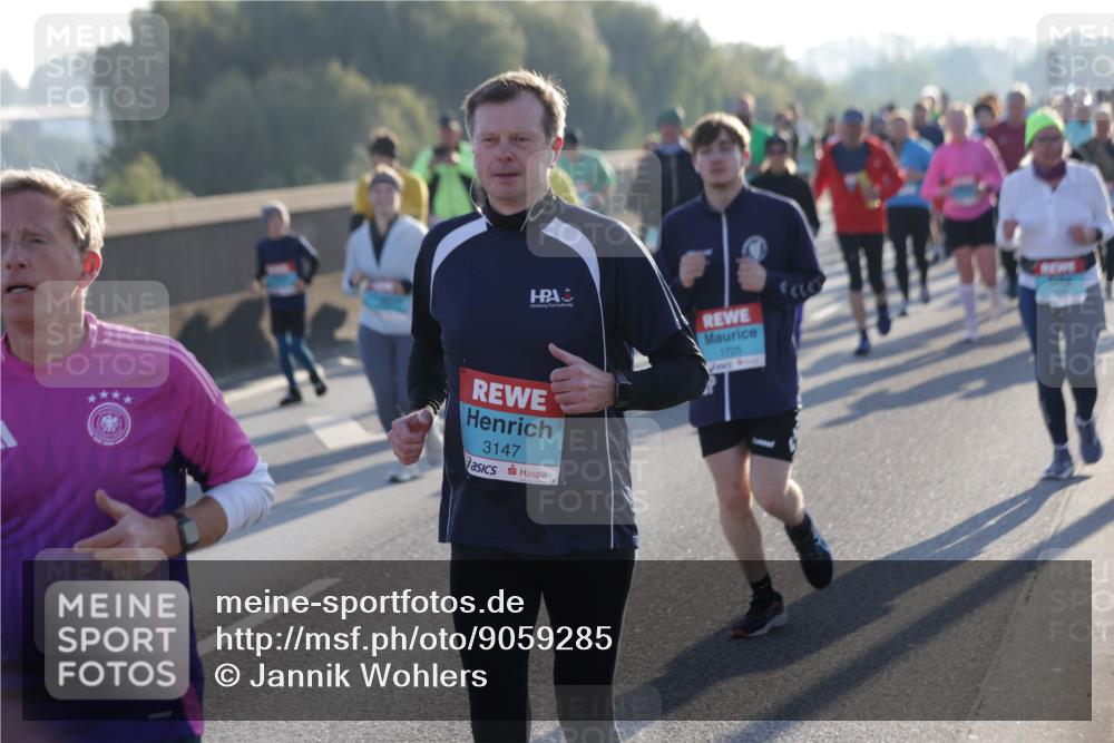 03.10.2025 - Köhlbrandbrückenlauf Jannik Wohlers http://msf.ph/oto/9059285 03.10.2025 09:22:10 Position 3 1725, 3147 meine-sportfotos.de