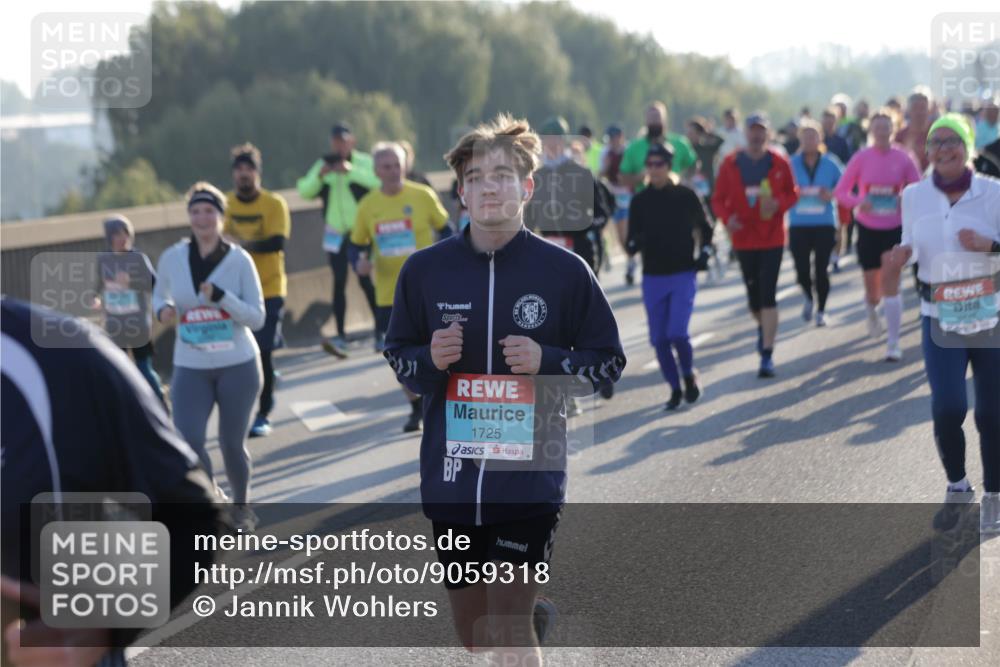03.10.2025 - Köhlbrandbrückenlauf Jannik Wohlers http://msf.ph/oto/9059318 03.10.2025 09:22:11 Position 3 1725, 1847 meine-sportfotos.de