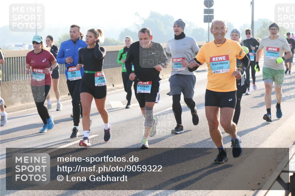 03.10.2025 - Köhlbrandbrückenlauf Lena Gebhardt http://msf.ph/oto/9059322 03.10.2025 09:18:46 Position 1 1384, 2944, 0, 1148, 1149, 1378, 1428, 1776 meine-sportfotos.de