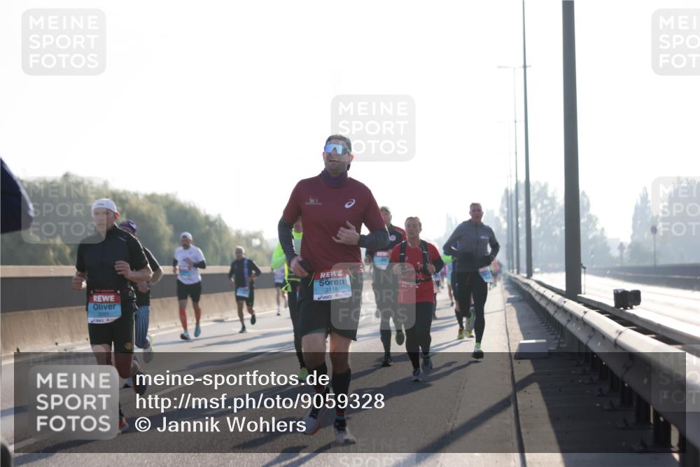 03.10.2025 - Köhlbrandbrückenlauf Jannik Wohlers http://msf.ph/oto/9059328 03.10.2025 09:14:20 Position 3 30911, 3118 meine-sportfotos.de