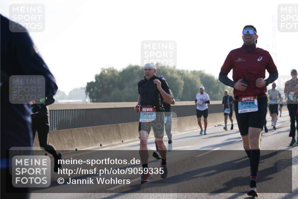 03.10.2025 - Köhlbrandbrückenlauf Jannik Wohlers http://msf.ph/oto/9059335 03.10.2025 09:14:21 Position 3 3091, 3118 meine-sportfotos.de