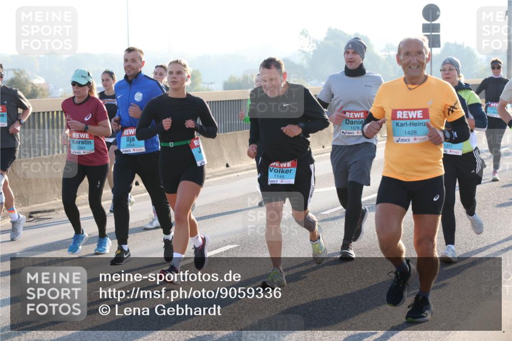 03.10.2025 - Köhlbrandbrückenlauf Lena Gebhardt http://msf.ph/oto/9059336 03.10.2025 09:18:47 Position 1 1384, 2944, 0, 1149, 1378, 1428, 1377 meine-sportfotos.de