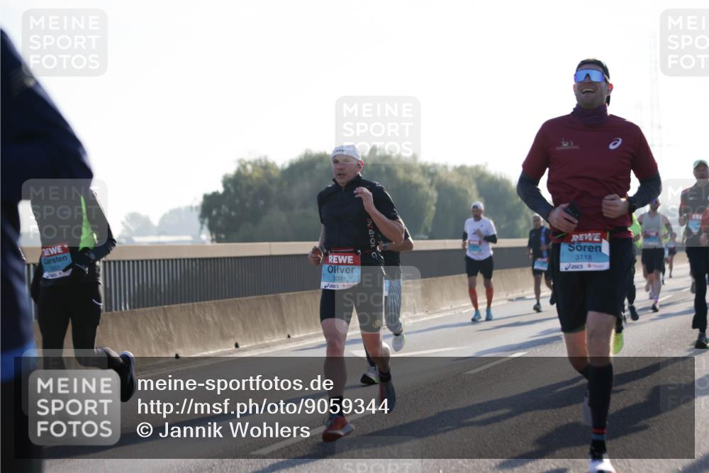 03.10.2025 - Köhlbrandbrückenlauf Jannik Wohlers http://msf.ph/oto/9059344 03.10.2025 09:14:21 Position 3 3091, 3118 meine-sportfotos.de