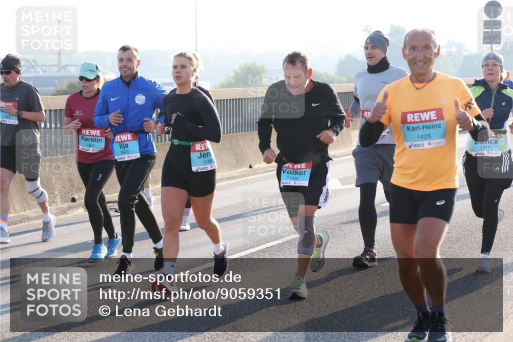 03.10.2025 - Köhlbrandbrückenlauf Lena Gebhardt http://msf.ph/oto/9059351 03.10.2025 09:18:47 Position 1 2, 1243, 1384, 2944, 0, 1148, 1149, 1428, 1377 meine-sportfotos.de