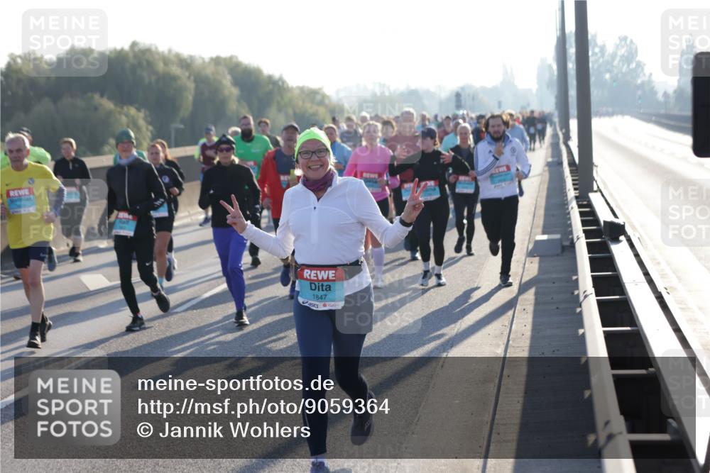 03.10.2025 - Köhlbrandbrückenlauf Jannik Wohlers http://msf.ph/oto/9059364 03.10.2025 09:22:13 Position 3 1847 meine-sportfotos.de