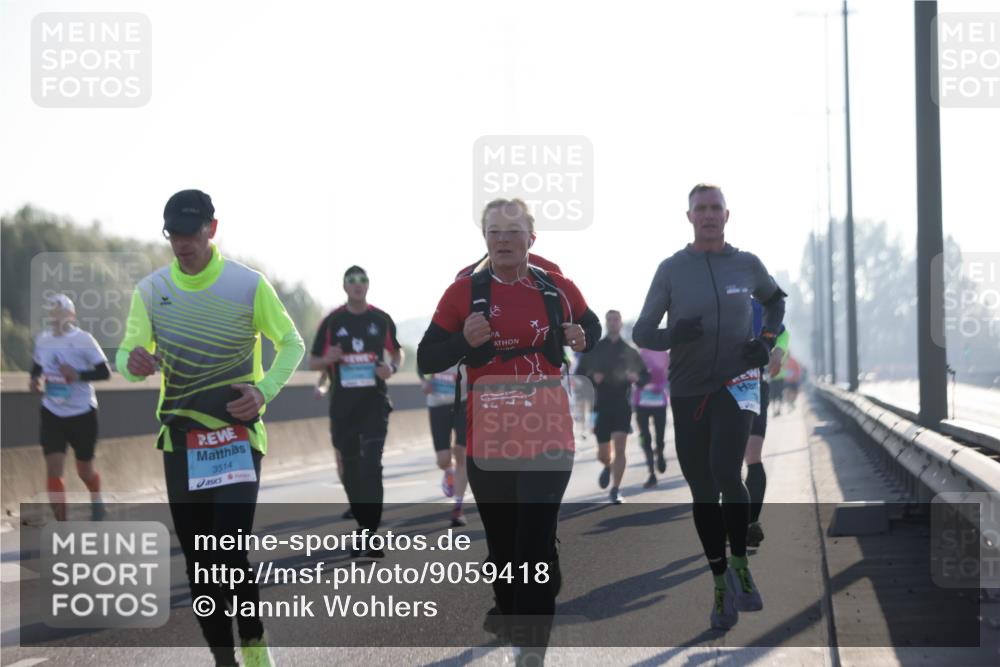 03.10.2025 - Köhlbrandbrückenlauf Jannik Wohlers http://msf.ph/oto/9059418 03.10.2025 09:14:22 Position 3 3514 meine-sportfotos.de