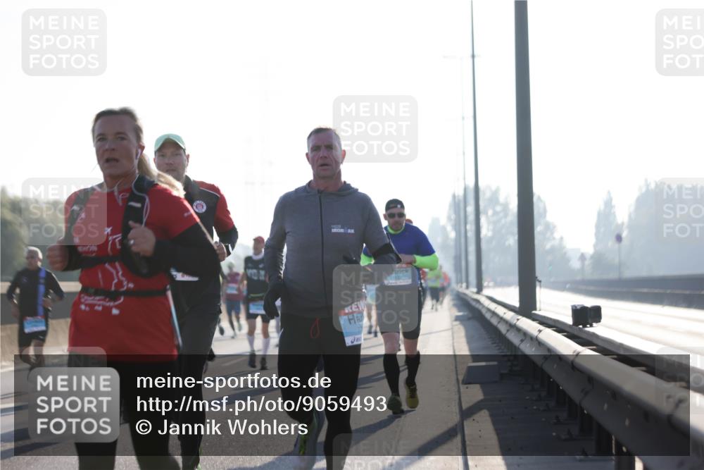 03.10.2025 - Köhlbrandbrückenlauf Jannik Wohlers http://msf.ph/oto/9059493 03.10.2025 09:14:23 Position 3  meine-sportfotos.de