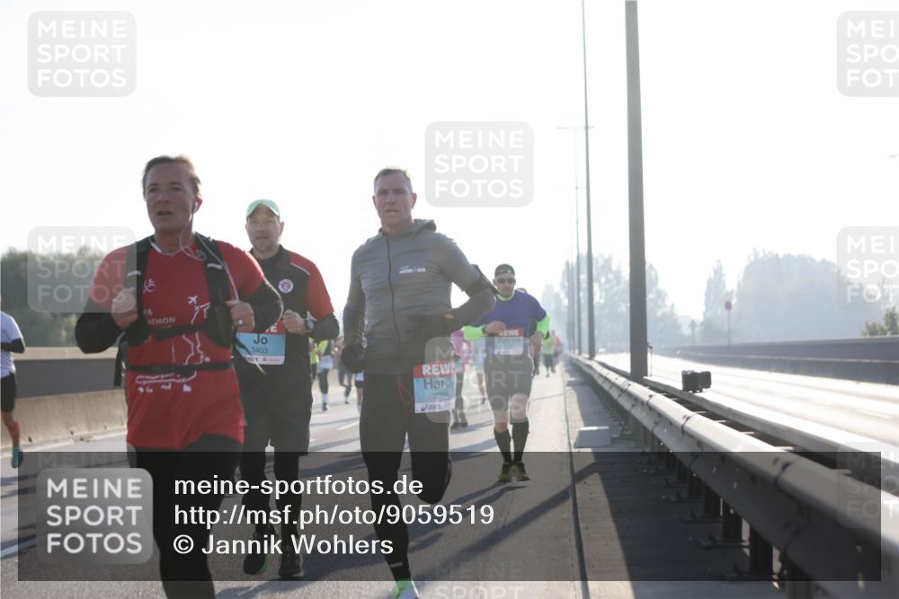 03.10.2025 - Köhlbrandbrückenlauf Jannik Wohlers http://msf.ph/oto/9059519 03.10.2025 09:14:24 Position 3 3403, 3354 meine-sportfotos.de