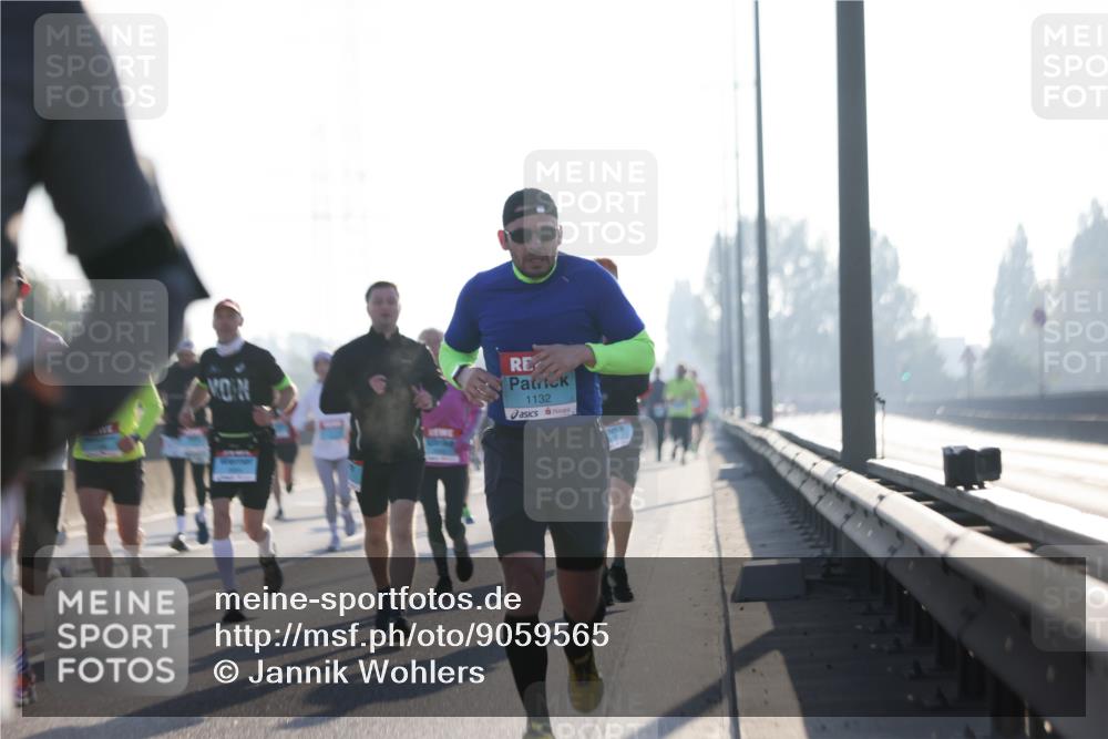 03.10.2025 - Köhlbrandbrückenlauf Jannik Wohlers http://msf.ph/oto/9059565 03.10.2025 09:14:25 Position 3 1132 meine-sportfotos.de