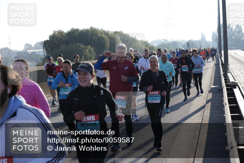 03.10.2025 - Köhlbrandbrückenlauf Jannik Wohlers http://msf.ph/oto/9059587 03.10.2025 09:22:17 Position 3 2315, 2114, 1687, 2435 meine-sportfotos.de