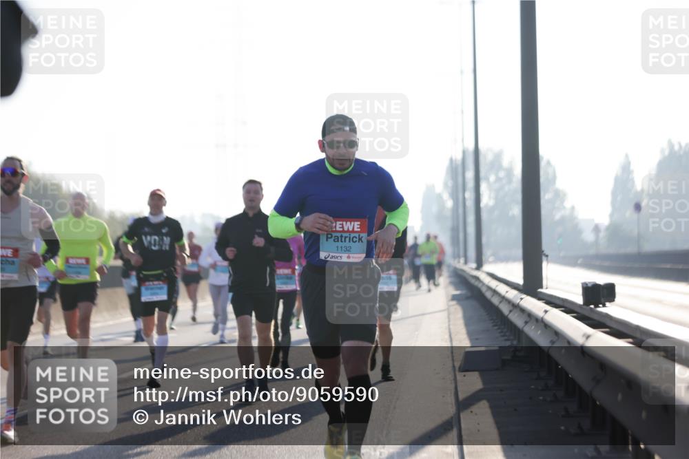 03.10.2025 - Köhlbrandbrückenlauf Jannik Wohlers http://msf.ph/oto/9059590 03.10.2025 09:14:25 Position 3 1132 meine-sportfotos.de
