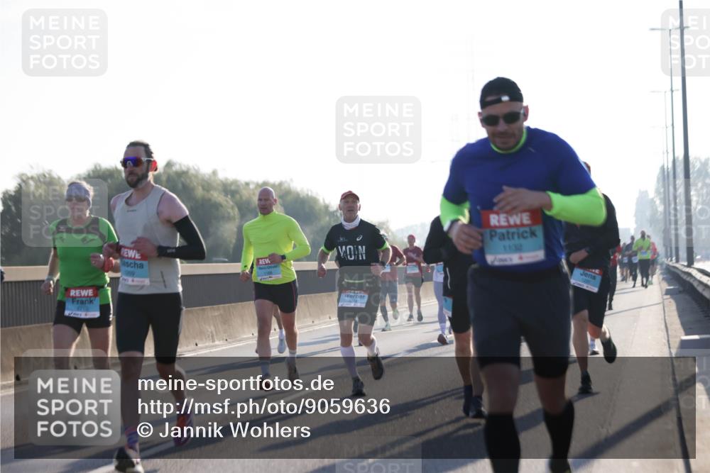 03.10.2025 - Köhlbrandbrückenlauf Jannik Wohlers http://msf.ph/oto/9059636 03.10.2025 09:14:26 Position 3 2710, 180, 1132 meine-sportfotos.de