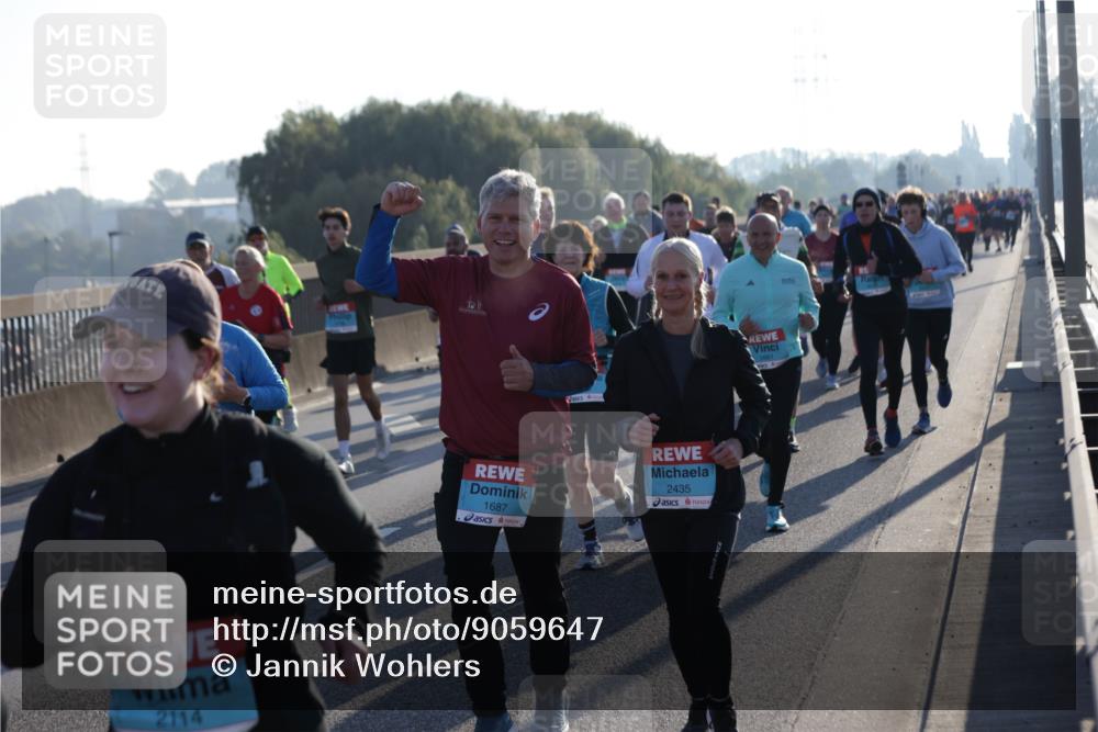 03.10.2025 - Köhlbrandbrückenlauf Jannik Wohlers http://msf.ph/oto/9059647 03.10.2025 09:22:18 Position 3 2114, 1687, 2435, 1861, 6619 meine-sportfotos.de