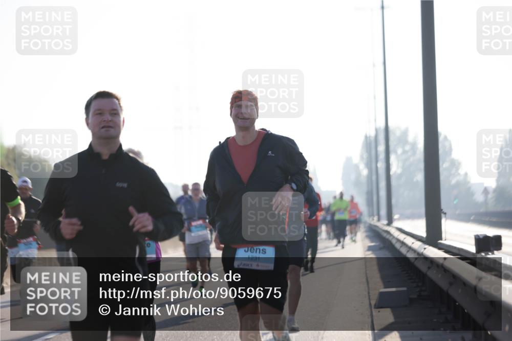 03.10.2025 - Köhlbrandbrückenlauf Jannik Wohlers http://msf.ph/oto/9059675 03.10.2025 09:14:28 Position 3 6078, 1231 meine-sportfotos.de