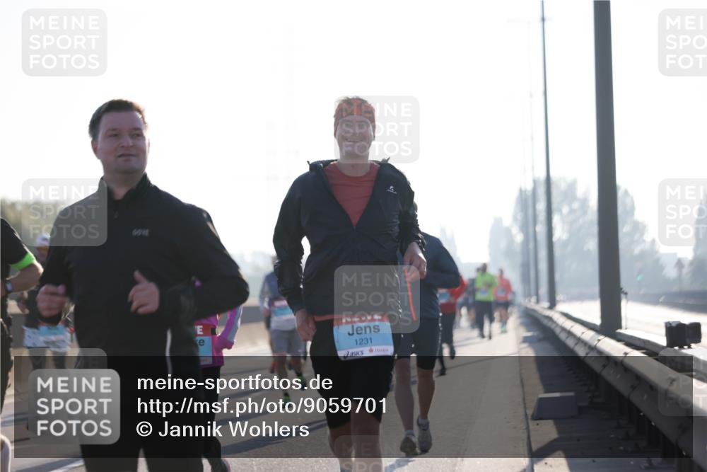 03.10.2025 - Köhlbrandbrückenlauf Jannik Wohlers http://msf.ph/oto/9059701 03.10.2025 09:14:28 Position 3 1231 meine-sportfotos.de