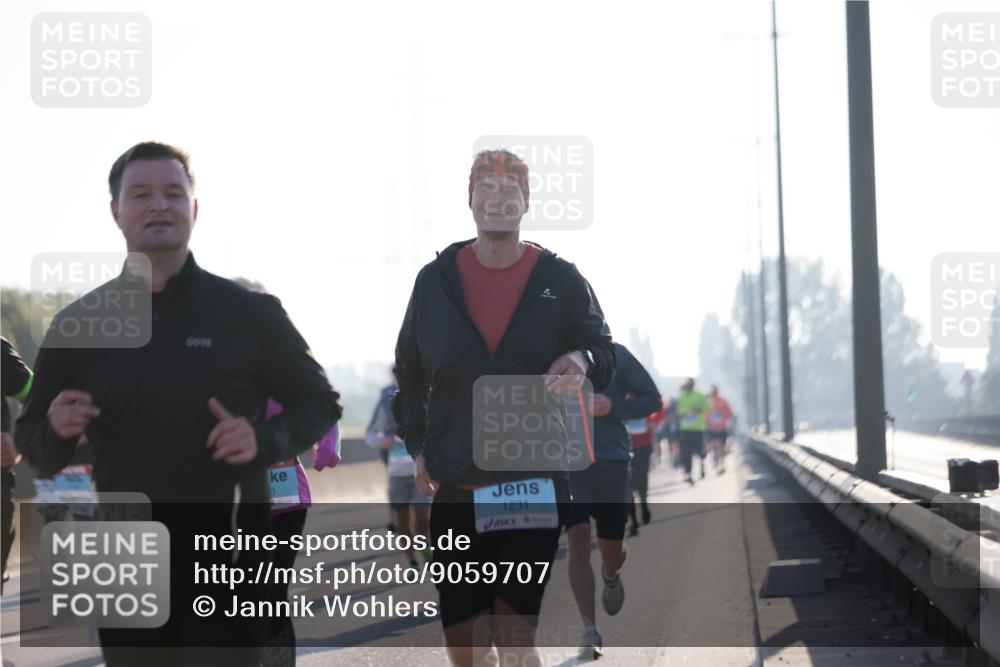03.10.2025 - Köhlbrandbrückenlauf Jannik Wohlers http://msf.ph/oto/9059707 03.10.2025 09:14:28 Position 3 1231 meine-sportfotos.de