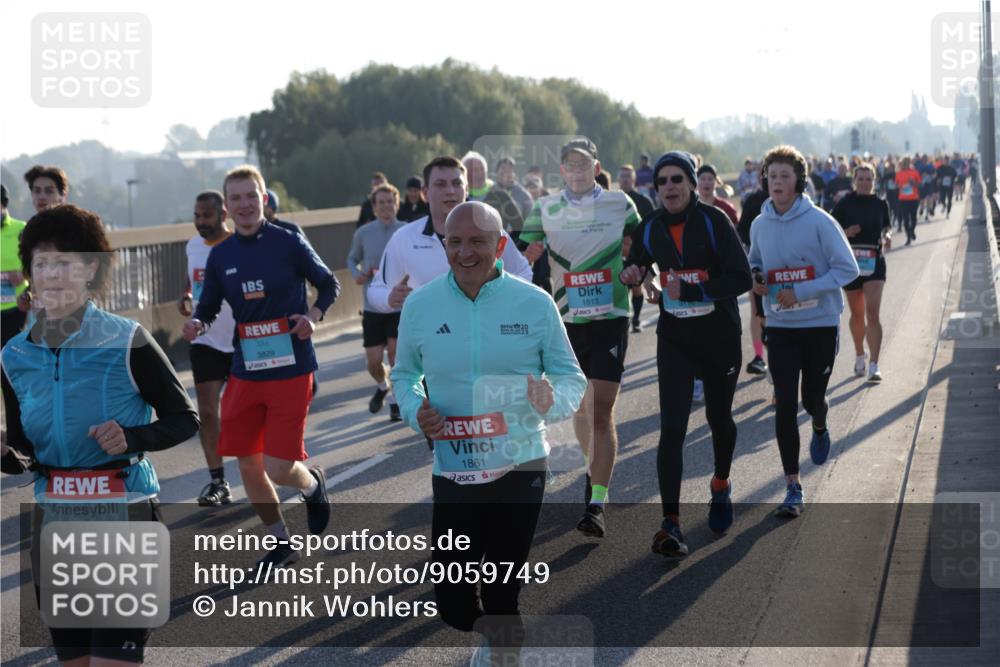 03.10.2025 - Köhlbrandbrückenlauf Jannik Wohlers http://msf.ph/oto/9059749 03.10.2025 09:22:20 Position 3 2119, 3829, 1861, 20, 23, 1813 meine-sportfotos.de