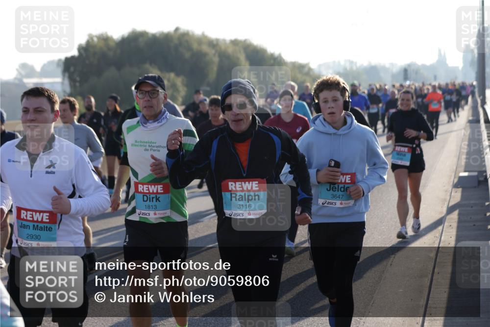 03.10.2025 - Köhlbrandbrückenlauf Jannik Wohlers http://msf.ph/oto/9059806 03.10.2025 09:22:21 Position 3 1813, 3116, 8, 3647, 2930 meine-sportfotos.de