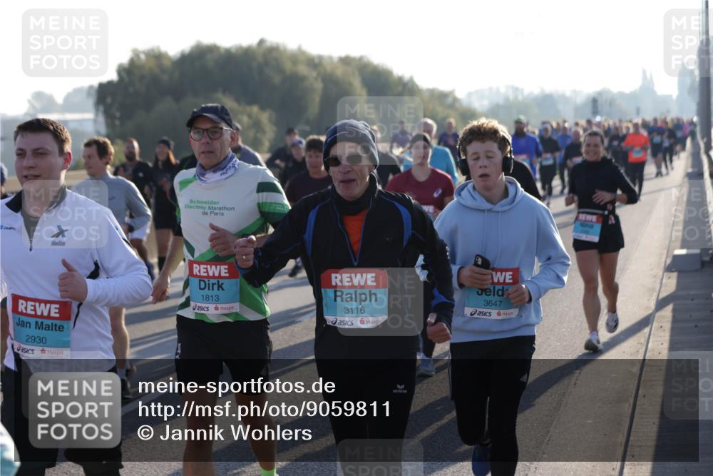 03.10.2025 - Köhlbrandbrückenlauf Jannik Wohlers http://msf.ph/oto/9059811 03.10.2025 09:22:21 Position 3 2930, 1813, 3116, 3647 meine-sportfotos.de